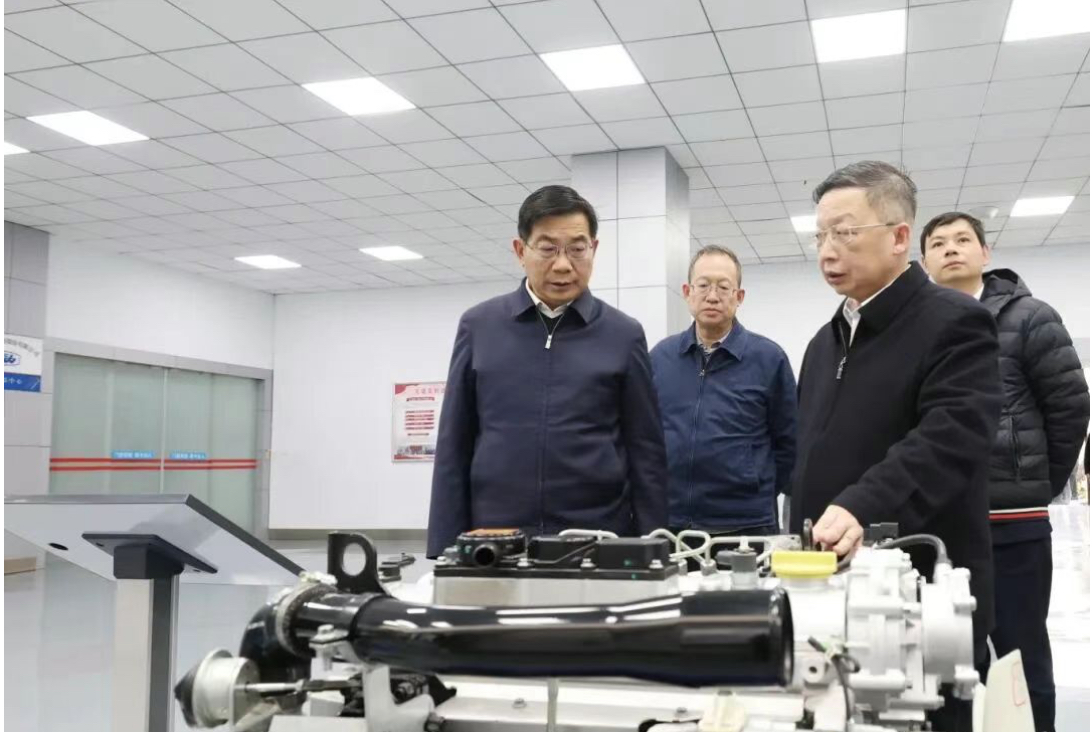 杨承新在经开区、盘龙区调研时强调：强化产业支撑 激活文旅活力 为高质量发展注入强劲动能