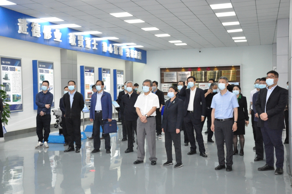 中共云南省委办公厅调研组到 昆明云内动力股份有限公司开展调研